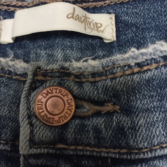 Day trip Refined Distressed Jeans Size 29 - Picture 4 of 6